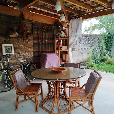 La Roulotte Des Carpates Campingplatz *